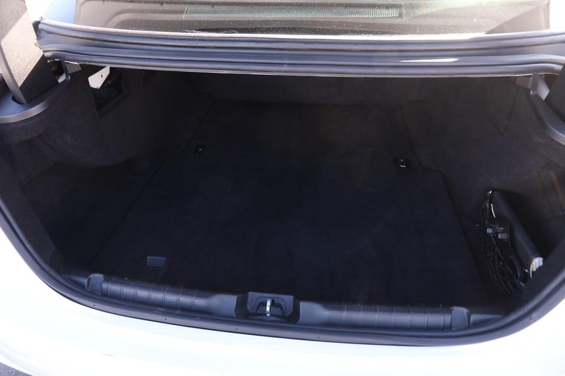 Maserati Ghibli Vehicle Image 07