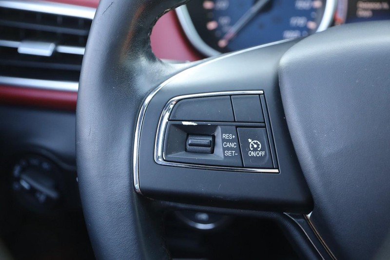 Maserati Ghibli Vehicle Image 12