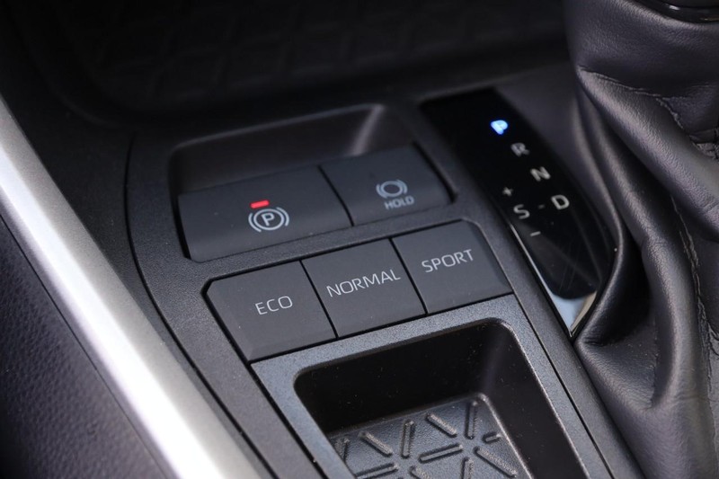 Toyota RAV4 Vehicle Image 20