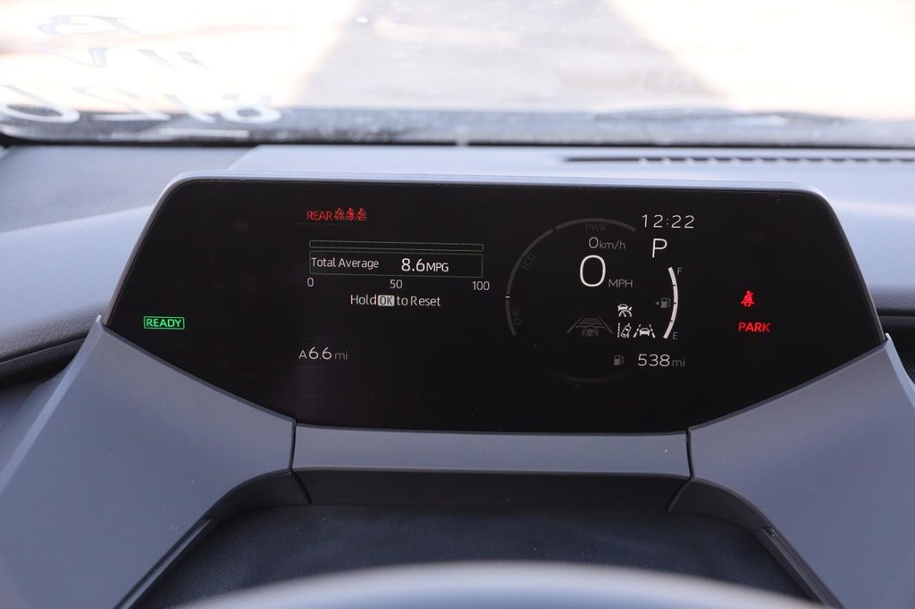 Toyota Prius Vehicle Full-screen Gallery Image 14