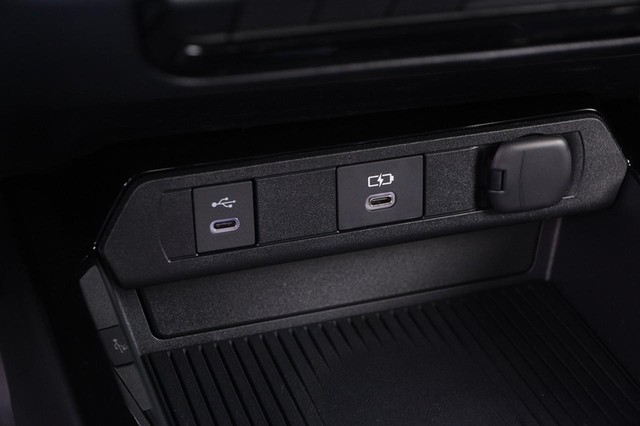 Toyota Prius Vehicle Image 20