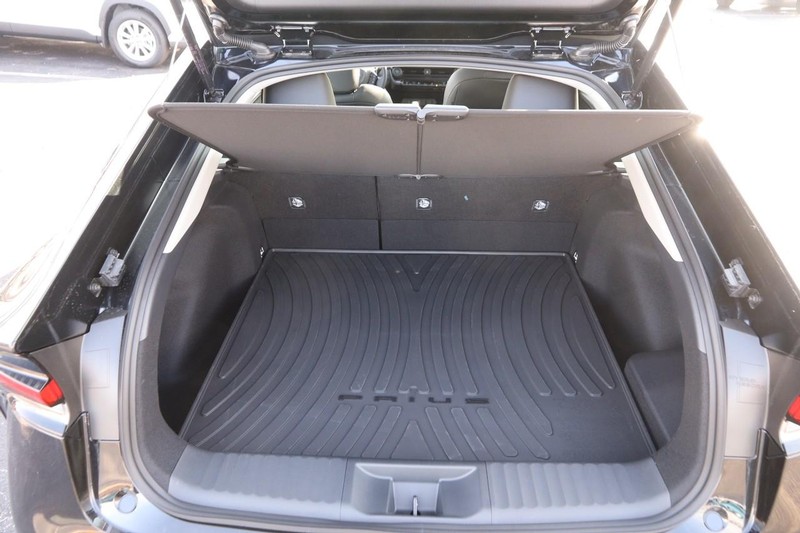 Toyota Prius Vehicle Image 07