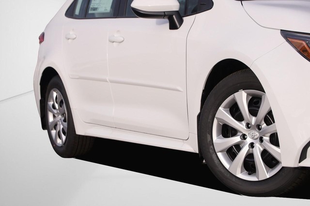 Toyota Corolla Vehicle Image 03