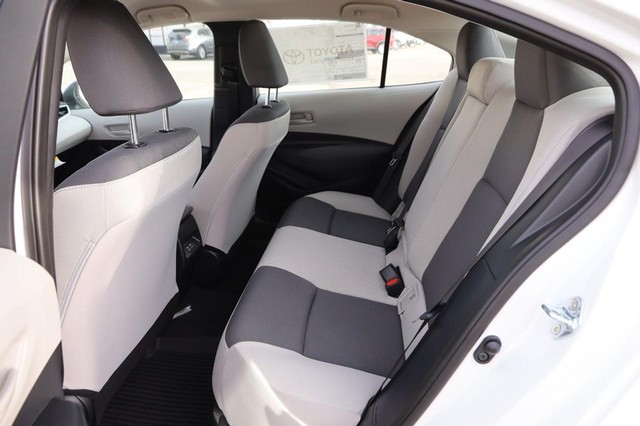 Toyota Corolla Vehicle Image 09