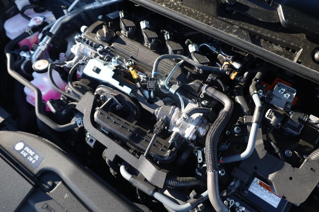 Toyota Prius Vehicle Full-screen Gallery Image 24