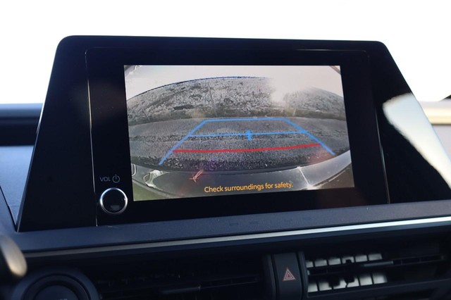 Toyota Prius Vehicle Image 12