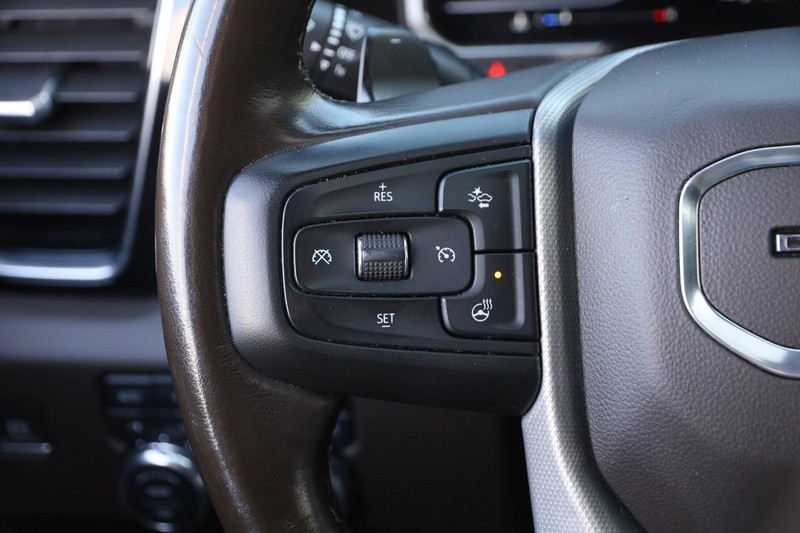 GMC Sierra 1500 Vehicle Full-screen Gallery Image 13