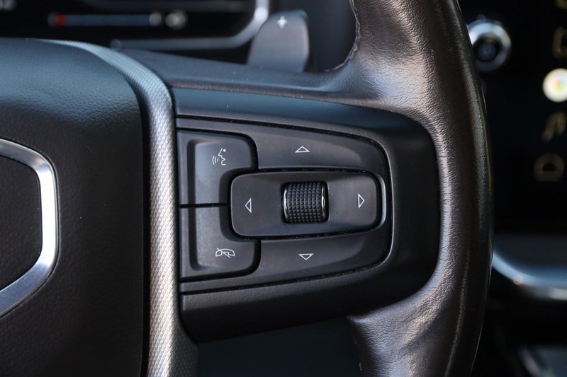 GMC Sierra 1500 Vehicle Full-screen Gallery Image 14