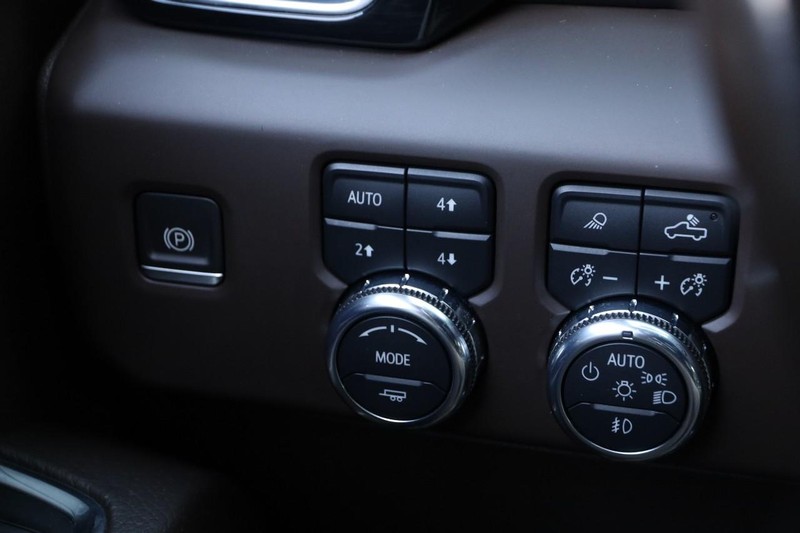 GMC Sierra 1500 Vehicle Full-screen Gallery Image 21