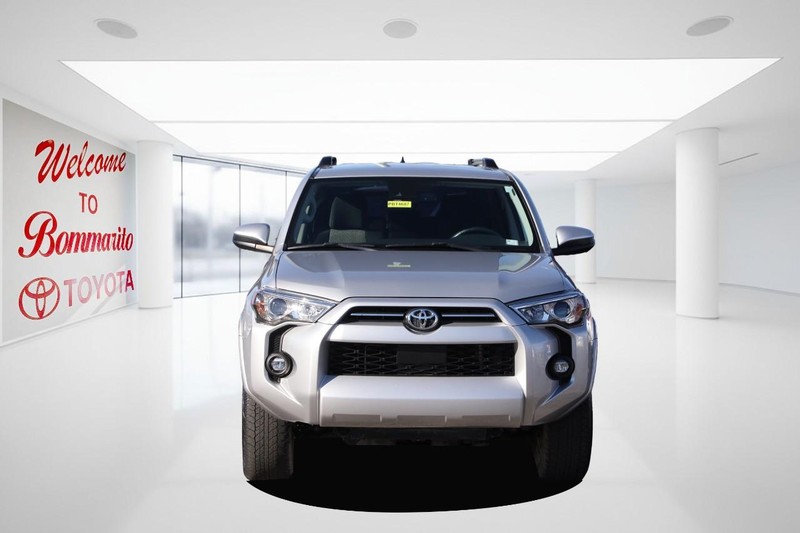 Toyota 4Runner Vehicle Image 04