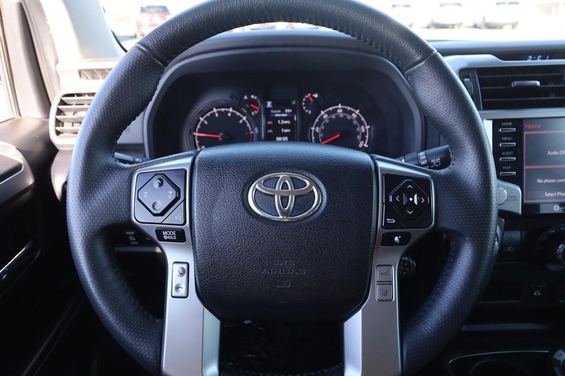Toyota 4Runner Vehicle Image 10