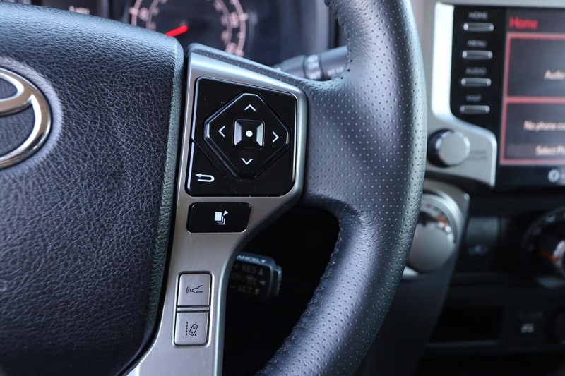 Toyota 4Runner Vehicle Image 12