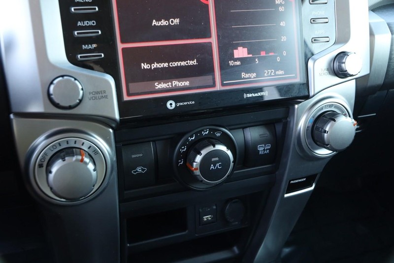 Toyota 4Runner Vehicle Image 16