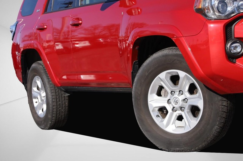 Toyota 4Runner Vehicle Image 03