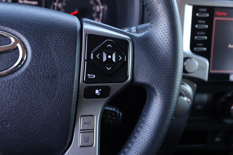 Toyota 4Runner Vehicle Image 12