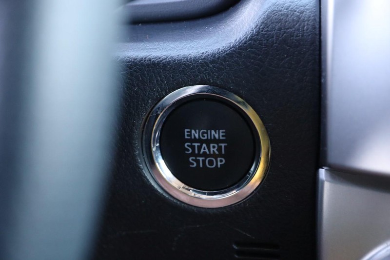 Toyota 4Runner Vehicle Image 14