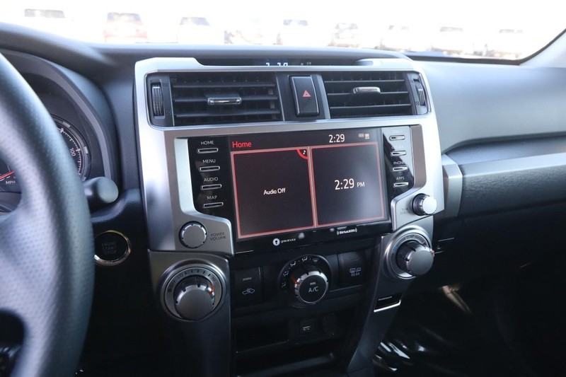 Toyota 4Runner Vehicle Image 15