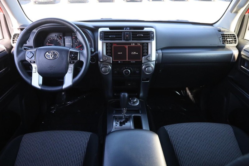 Toyota 4Runner Vehicle Image 20