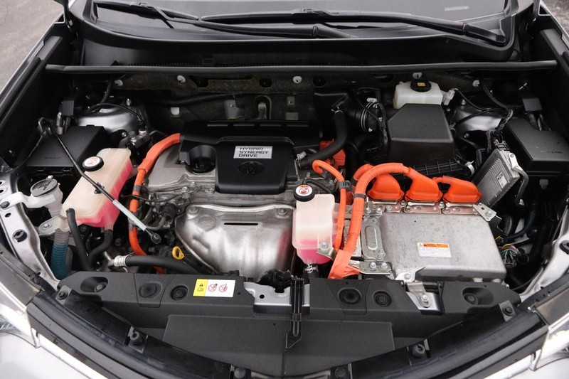 Toyota RAV4 Hybrid Vehicle Image 28