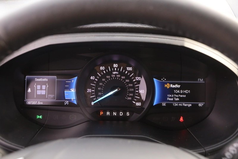 Ford Edge Vehicle Full-screen Gallery Image 14