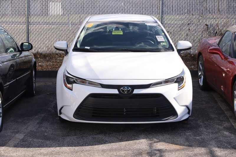 Toyota Corolla Vehicle Image 03