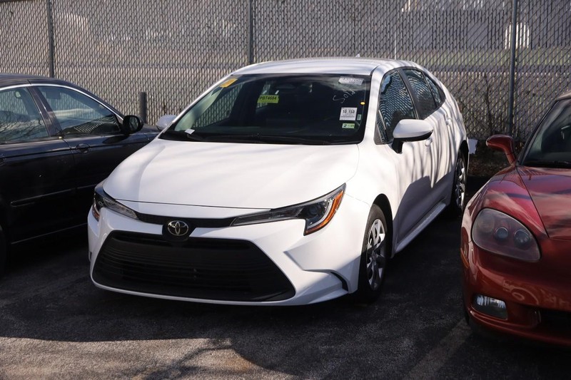 Toyota Corolla Vehicle Image 04