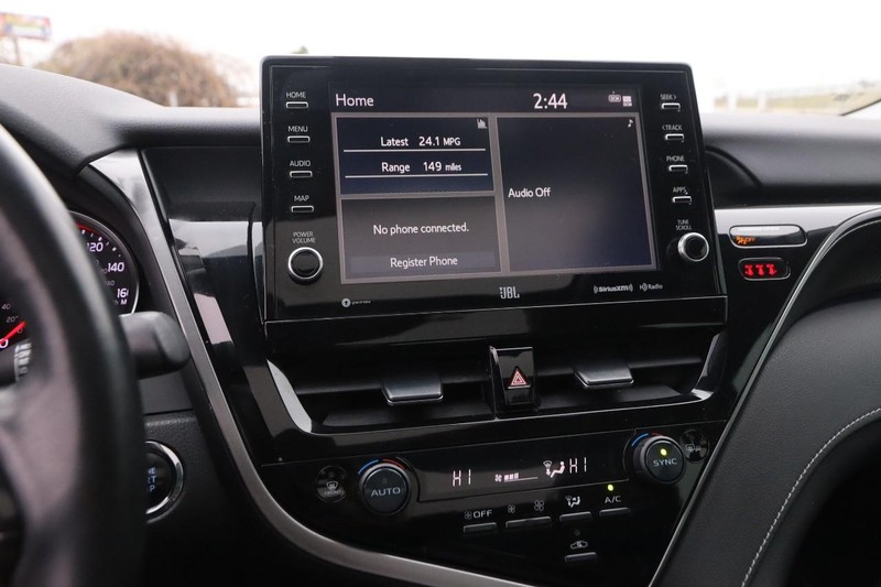 Toyota Camry Vehicle Image 15