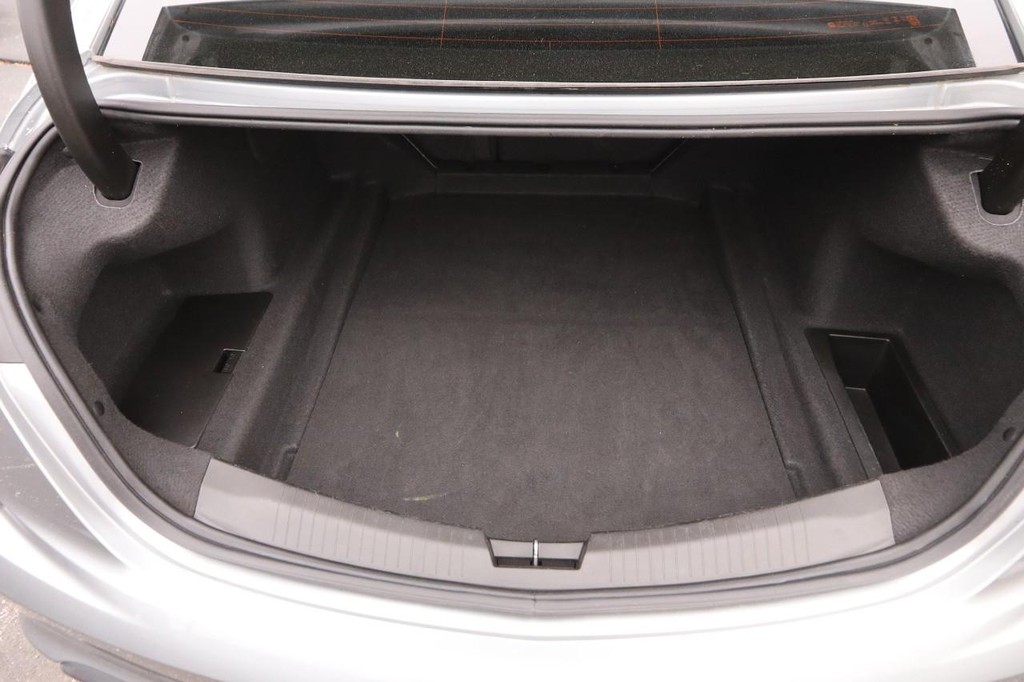 Cadillac CT5 Vehicle Full-screen Gallery Image 7