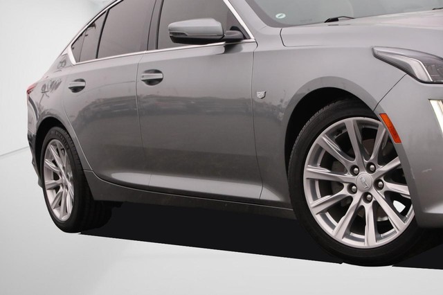 Cadillac CT5 Vehicle Image 03