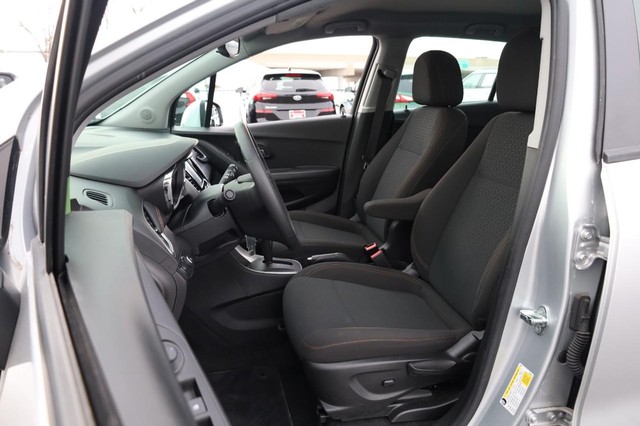 Chevrolet Trax Vehicle Image 08