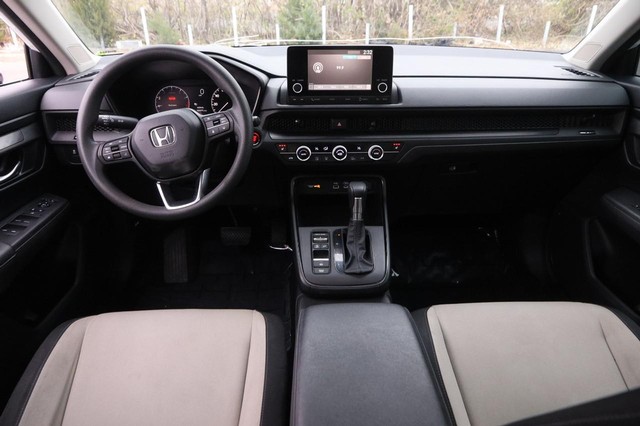 Honda CR-V Vehicle Image 20