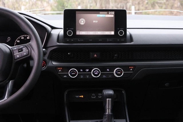 Honda CR-V Vehicle Image 23