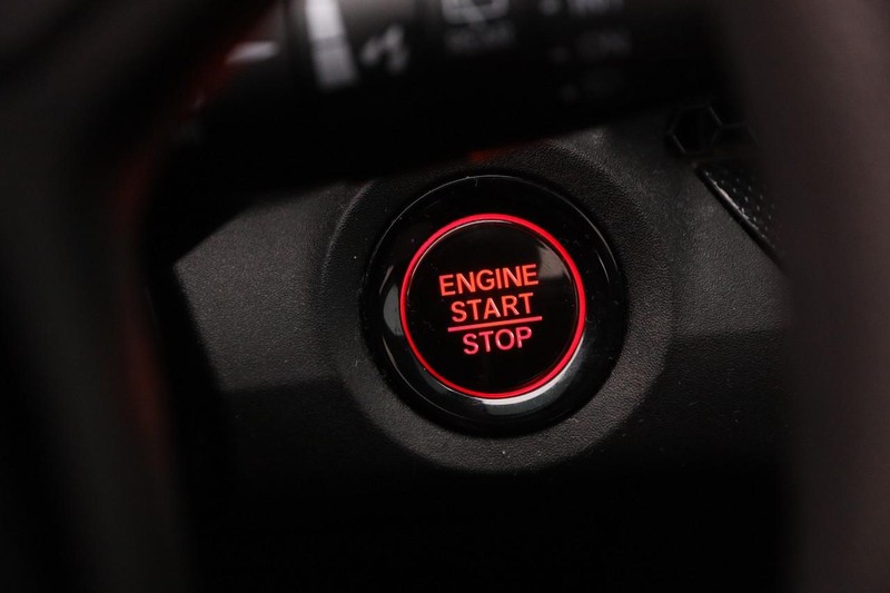 Honda CR-V Vehicle Full-screen Gallery Image 15