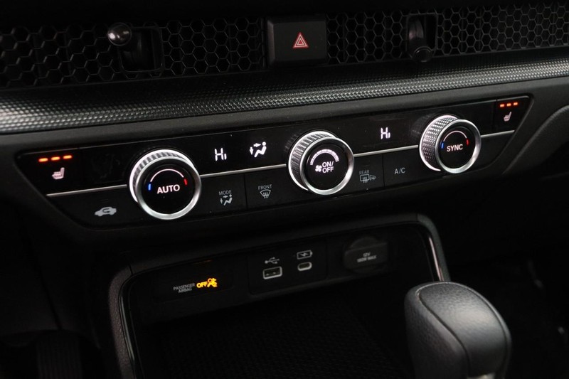 Honda CR-V Vehicle Full-screen Gallery Image 18