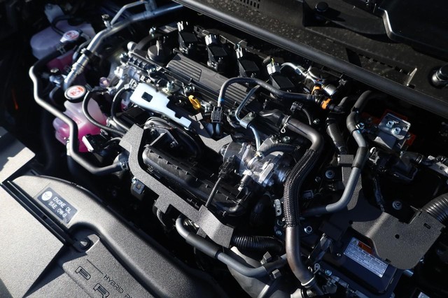 Toyota Prius Vehicle Image 25