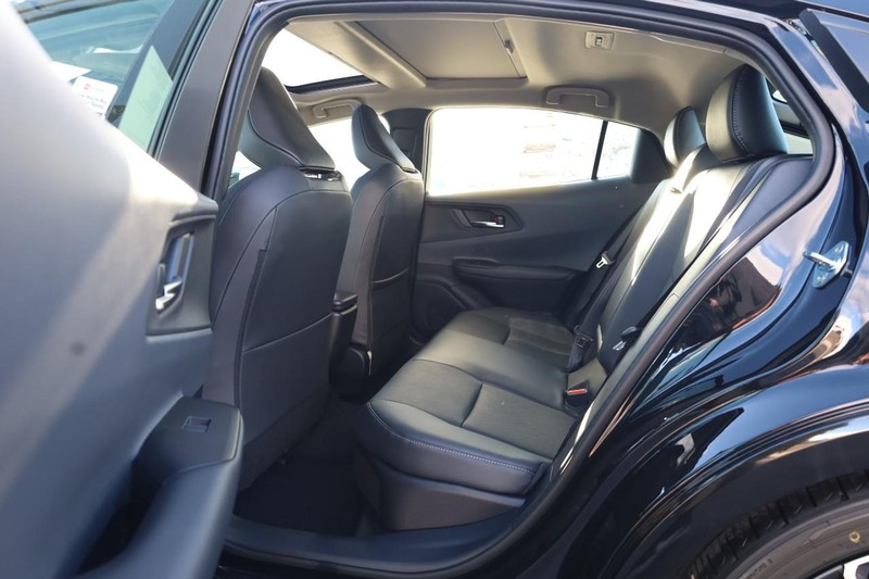 Toyota Prius Vehicle Image 21