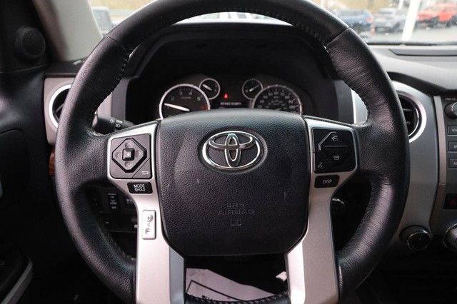 Toyota Tundra 4WD Truck Vehicle Image 09