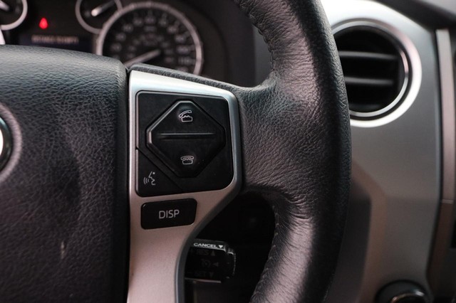 Toyota Tundra 4WD Truck Vehicle Image 11