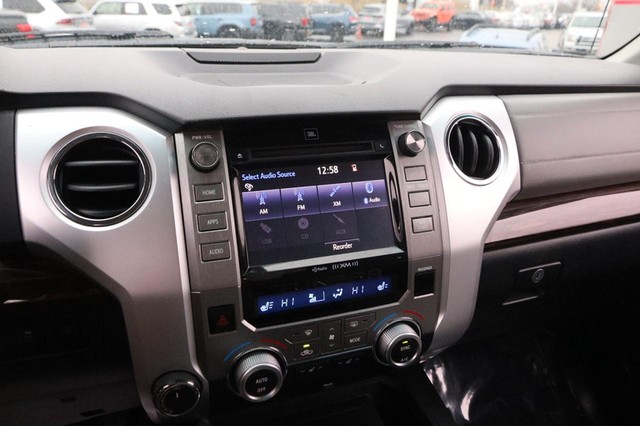 Toyota Tundra 4WD Truck Vehicle Image 14