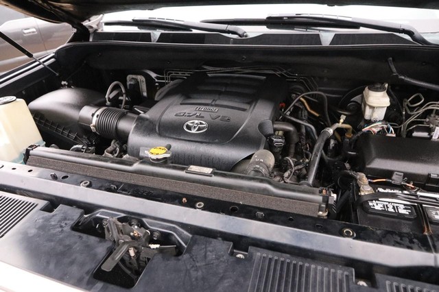 Toyota Tundra 4WD Truck Vehicle Image 24
