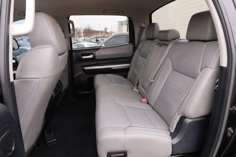 Toyota Tundra 4WD Truck Vehicle Image 08