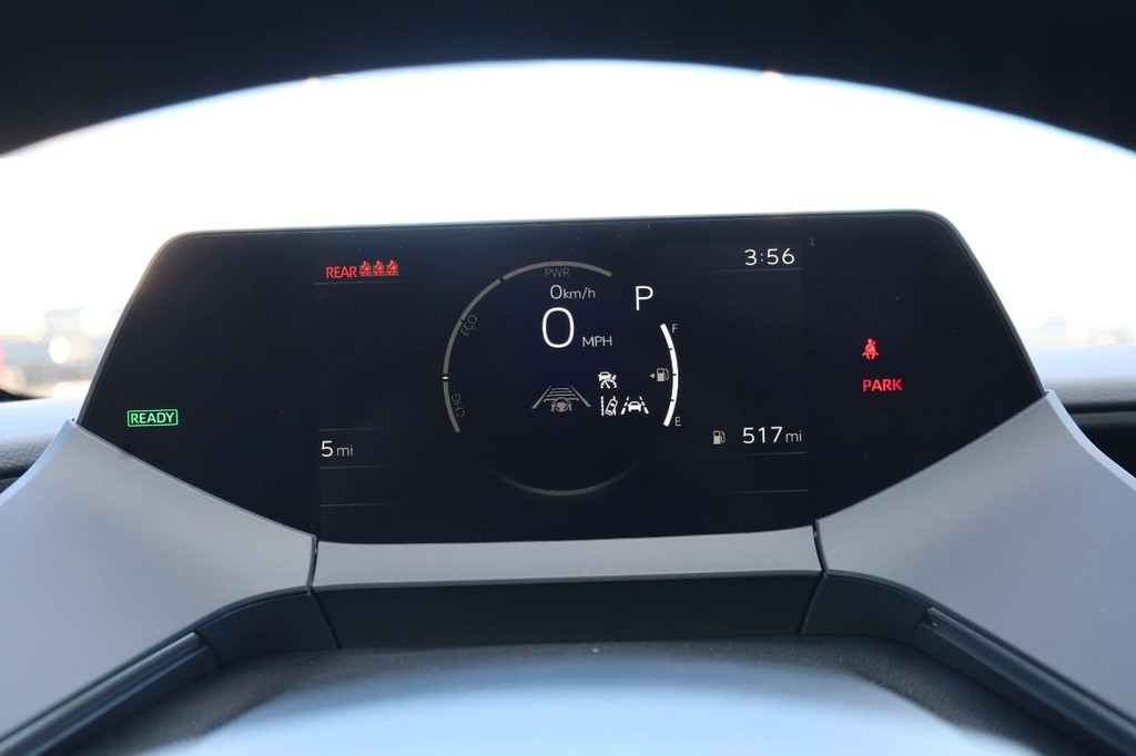 Toyota Prius Vehicle Full-screen Gallery Image 12