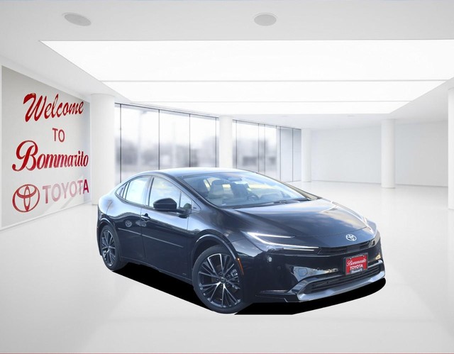 Toyota Prius Vehicle Image 02