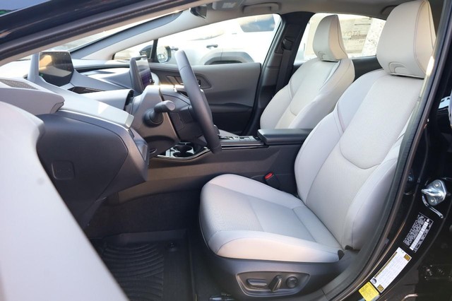 Toyota Prius Vehicle Image 08