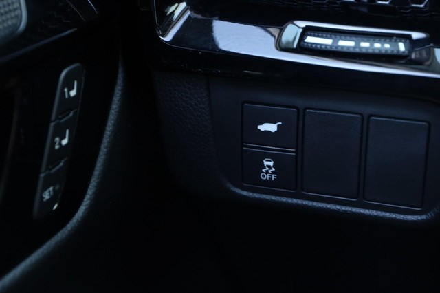 Honda CR-V Vehicle Image 20