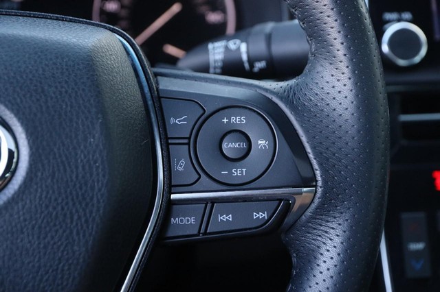 Toyota Avalon Vehicle Image 13