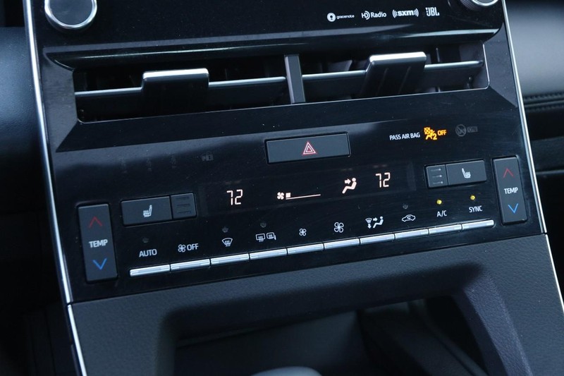 Toyota Avalon Vehicle Image 18