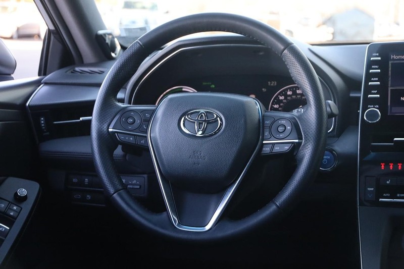 Toyota Avalon Vehicle Image 23