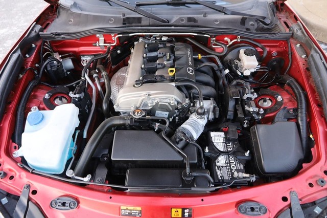 Mazda MX-5 Miata RF Vehicle Image 21