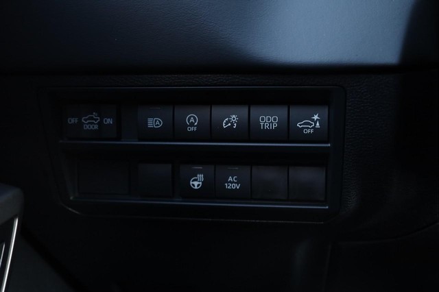 Toyota Tundra 4WD Vehicle Image 20